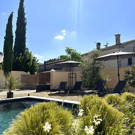 Les Lauriers Blancs Air-Conditioned Villa With Swimming Pool Holiday home L'Isle-sur-la-Sorgue